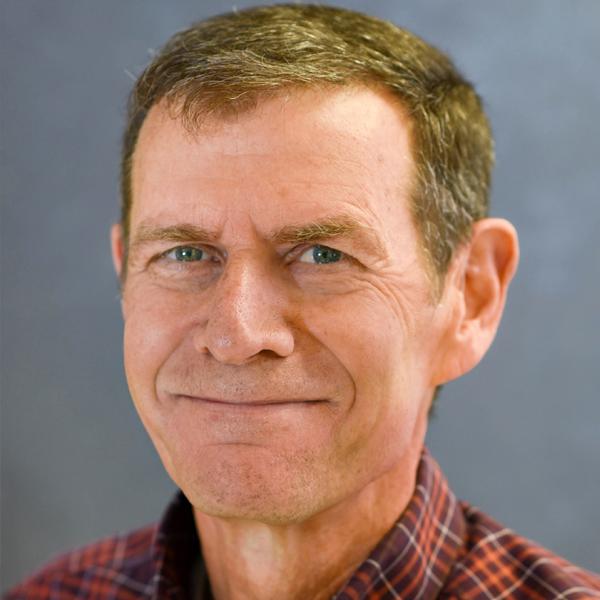 Roger Dahlgran, Associate Professor Emeritus 